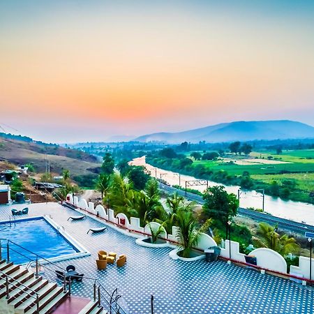 Ratnaa Resort Khamshet エクステリア 写真